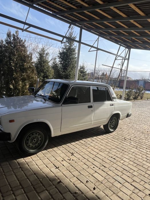 Продам ваз 2107