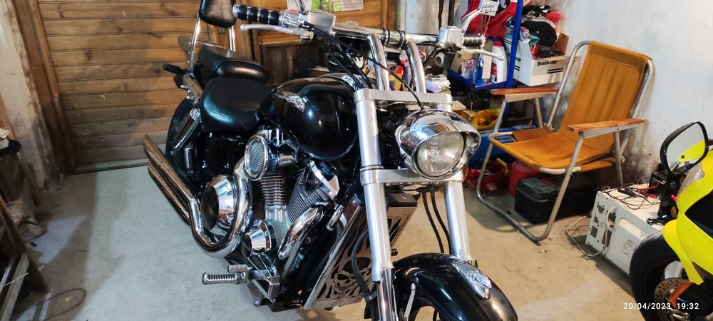 Хонда VTX 1800 C