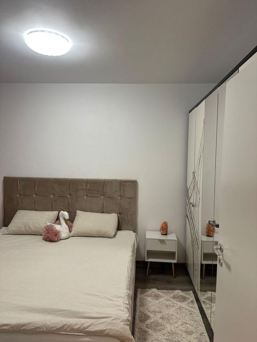 vand apartament lux zona buna