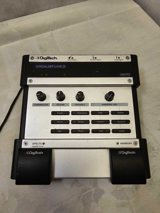 Procesor Voce si Armonie DigiTech Vocalist Live 2, Pedala Efecte