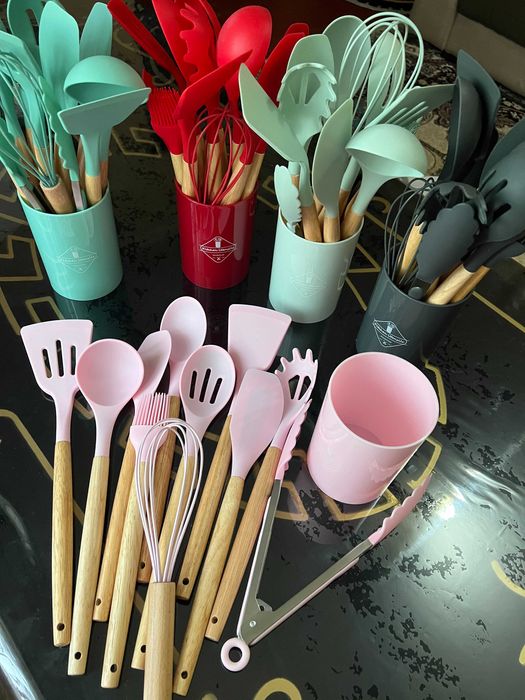 Набор из 11 предметов