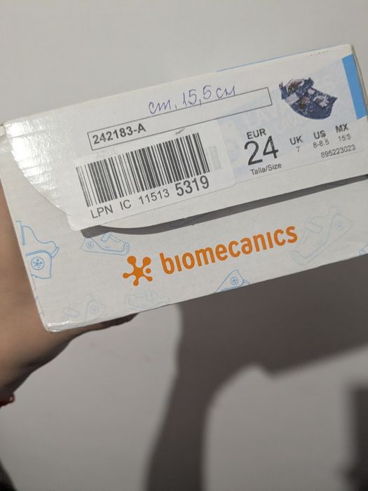 Сандали Biomechanics 24 номер