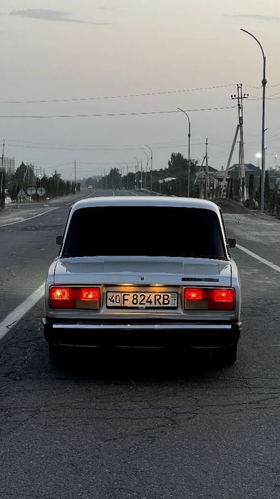 Vaz 2107 Srochniy sotiladi pul zaril