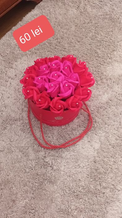 Aranjament din trandafiri de săpun