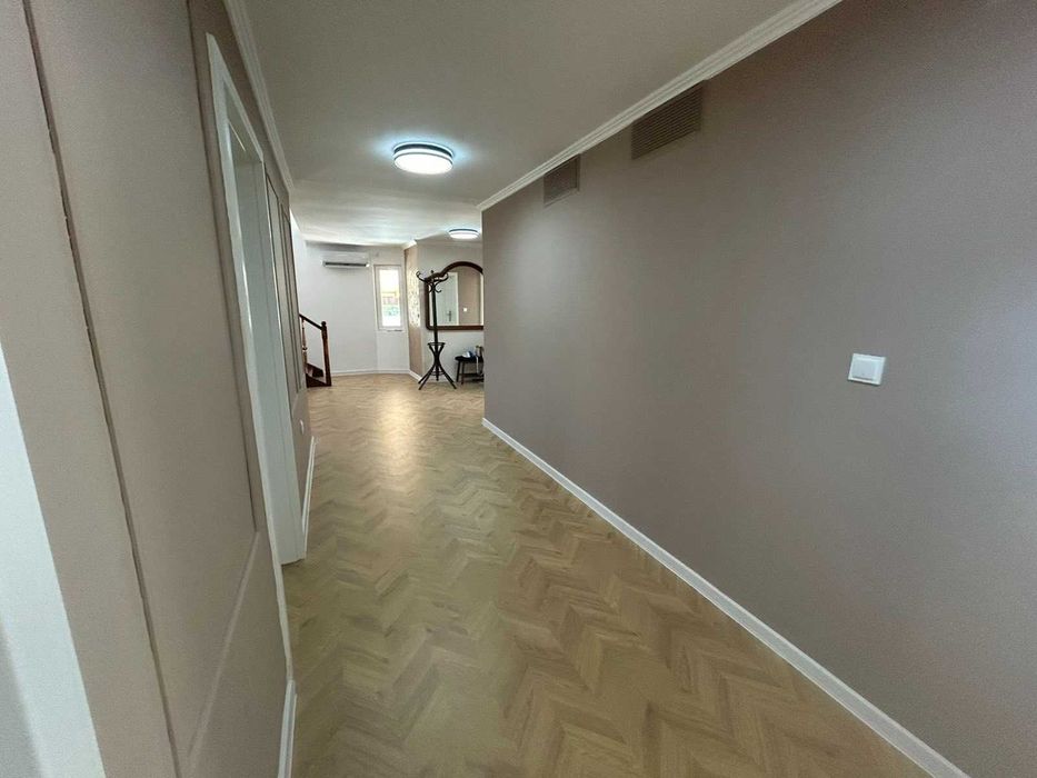 Голяма къща с басейн на 10 мин от плажовете на Бяла