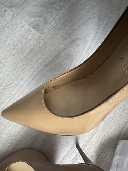 Дамски обувки на висок ток 38