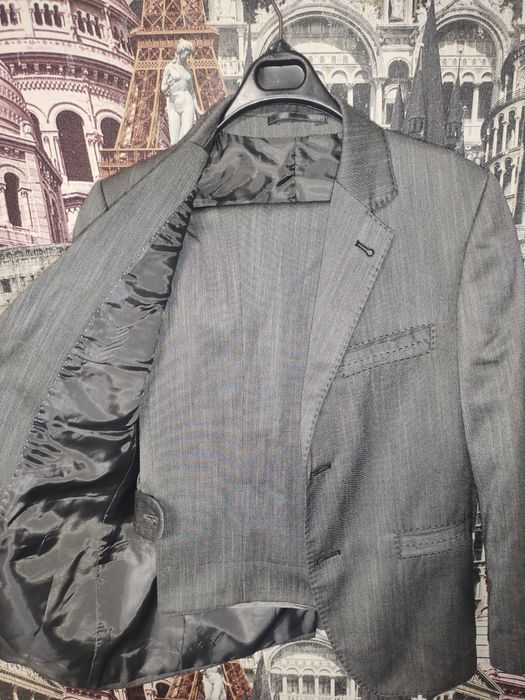 Продам костюм на мальчика