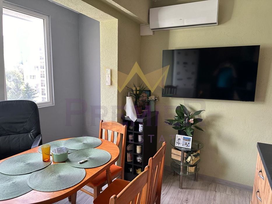 Продава се Тристаен апартамент в Варна, Възраждане 3 - 73 кв.м за 2192 €/кв.м - Снимка #10