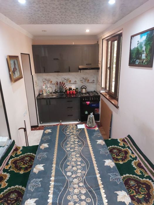 Uy sotiladi jihozlari bilan! Chirchiq shahar 3 xonali