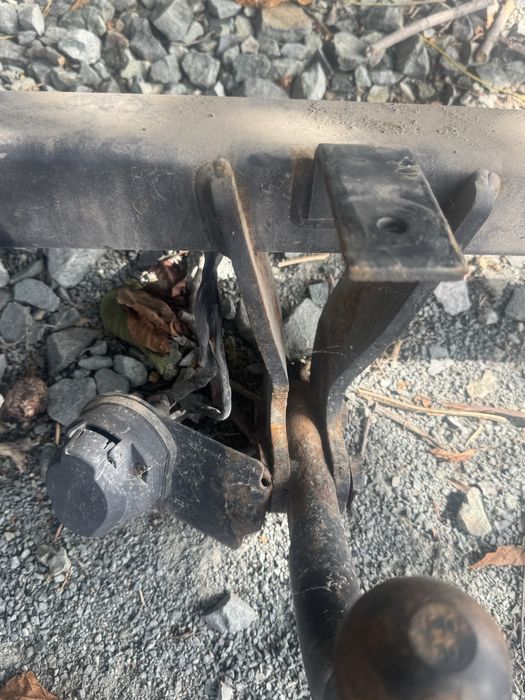 Теглич Audi A6 C6 Avant