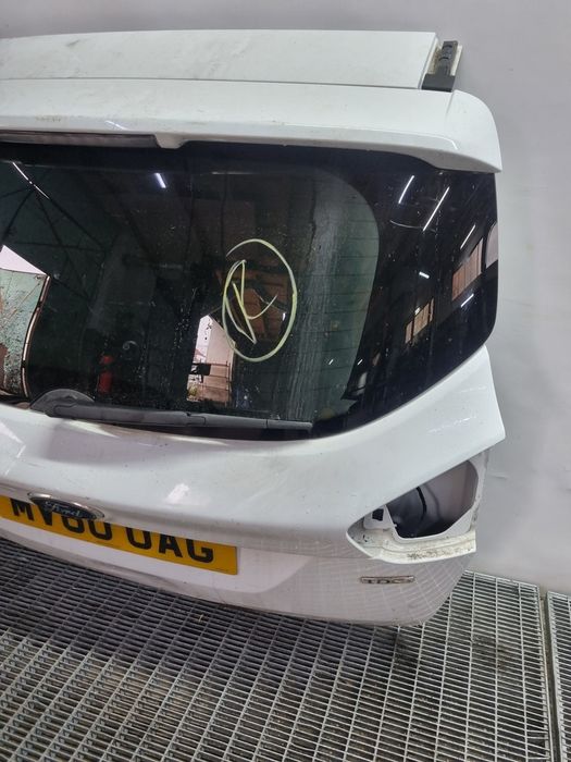 Haion Cu Luneta Ford Kuga - SUV 4 Usi WHITE (1454)