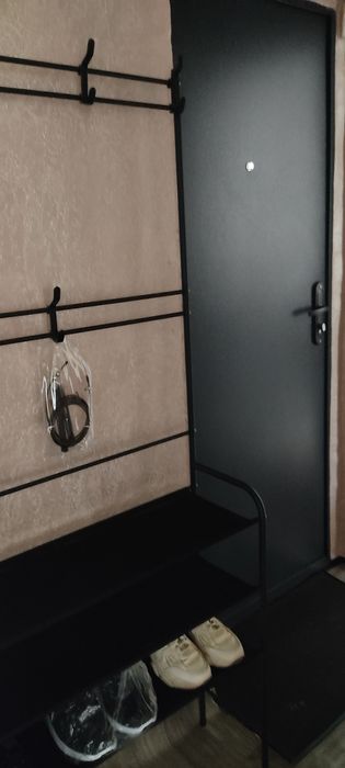 Продам квартиру с ремонтом в 1 мкр
