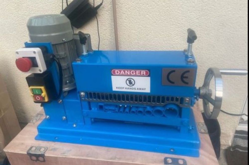 Masina de decojit decablat cabluri cupru 1-40mm