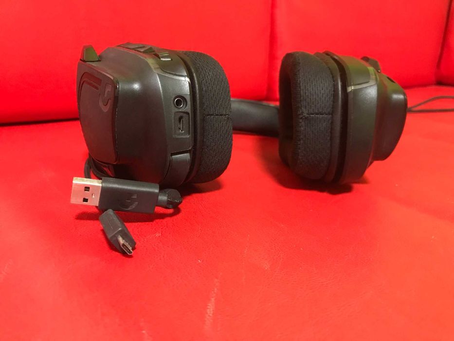 Гейминг слушалки с микрофон Logitech - G635, 7.1 Lightsync