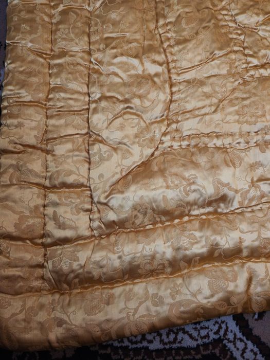 Plapuma umpluta cu lana  cu 2 fete, 200cm*165cm