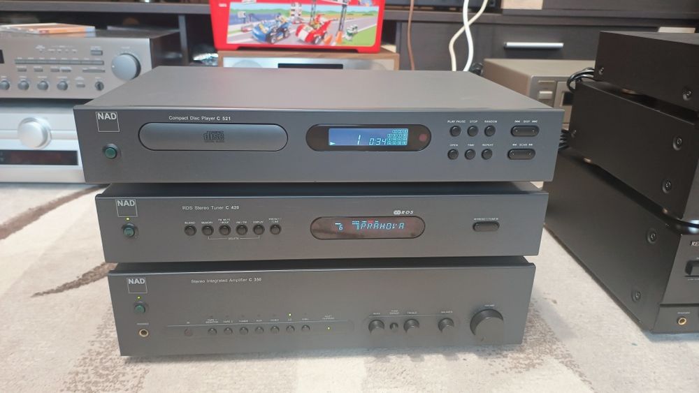 Muzică la NAD top audio