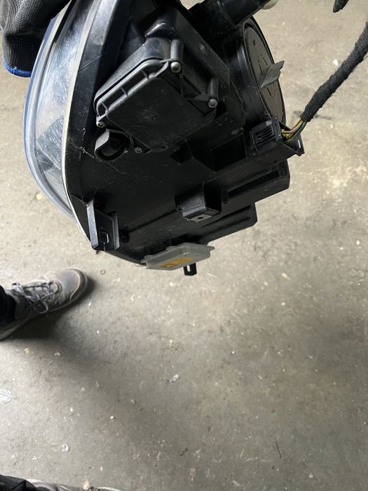 Ляв фар бмв х6 е71 дайнамик ксенон ( far bmw x6 e71 dynamic xenon )