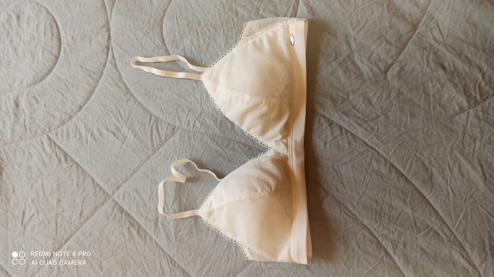 Боди Triumph, братлет Etam, M