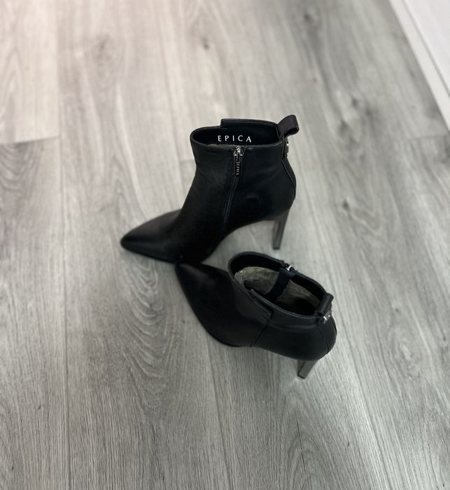 Pantofi cu toc eleganti !