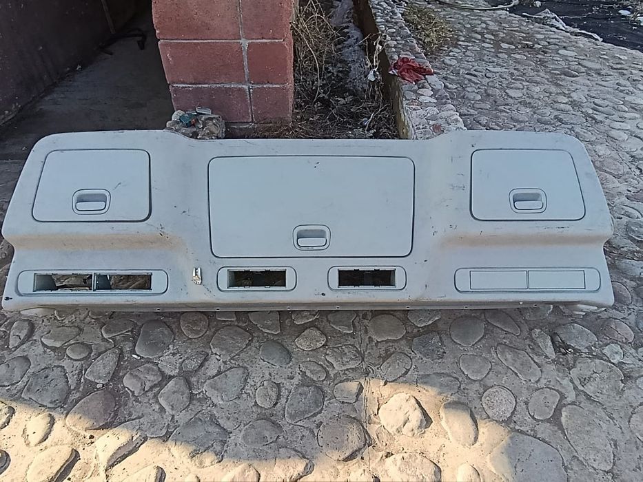 Верхняя полка на VOLVO