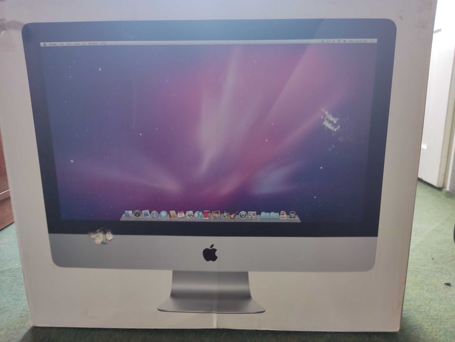 iMac (21,5 инчов дисплей ; 2010)