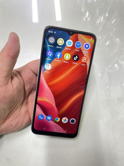 Realme C35 (128GB) в идеальном состояний