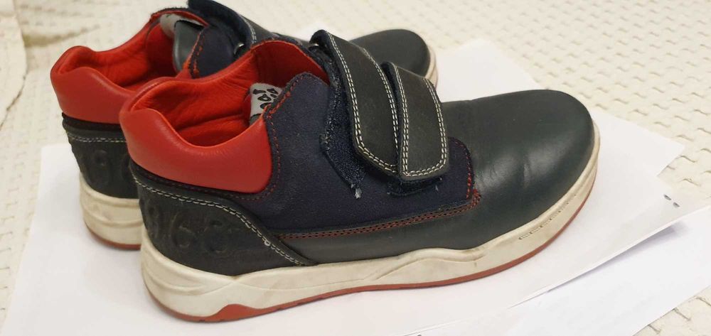 Кожени обувки Garvalin за момче 30 номер