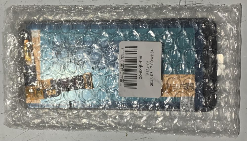 Samsung Galaxy J6 ekrani