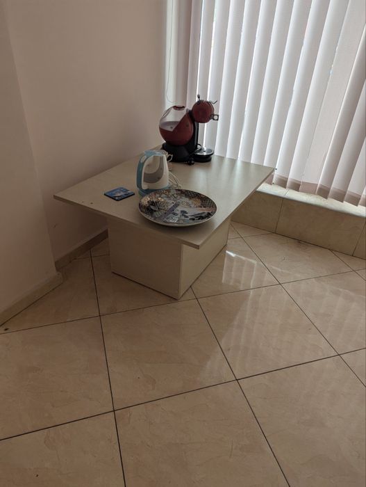 Офис мебели — пълно обзавеждане, отлично състояние