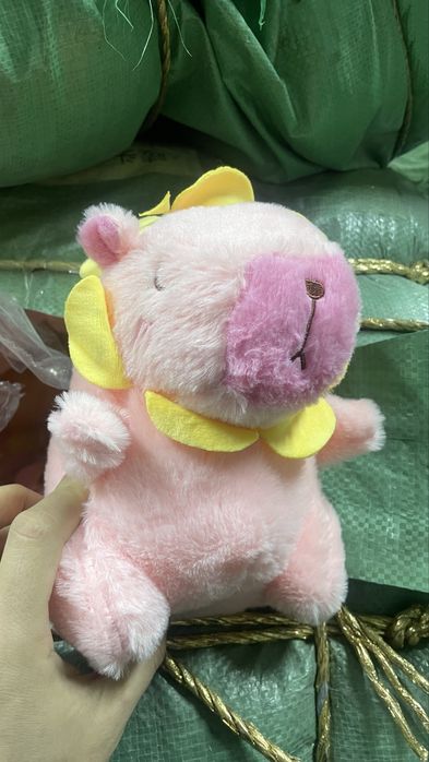 Продам игрушки 25-30см