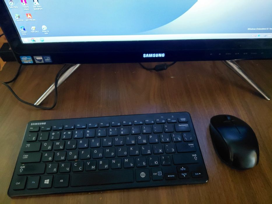Компьютер моноблок Samsung DP500A2 D