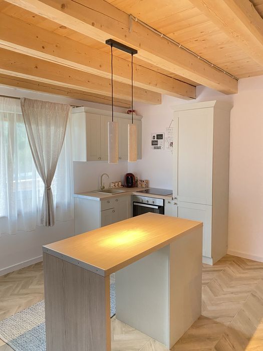 Cabana de închiriat