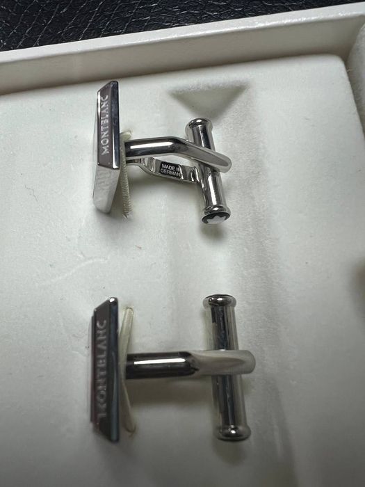 Запонки Montblanc Sartorial Rectangular Cufflinks (Red Stripe Edition)