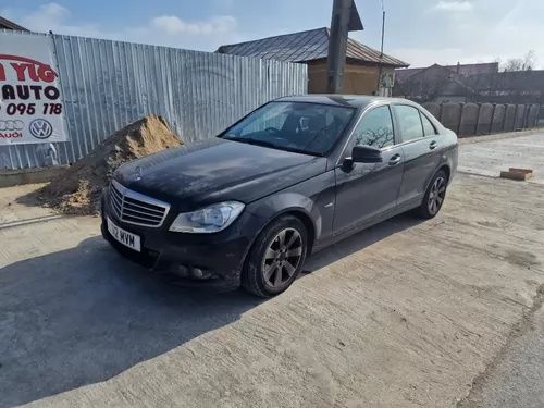 Dezmembrez C200 W204 2.2 euro 5