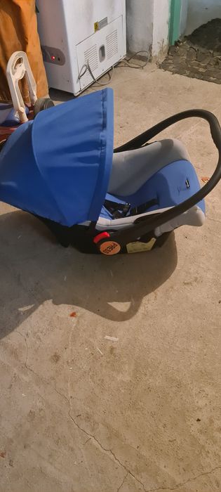 Детское кресло, в машину