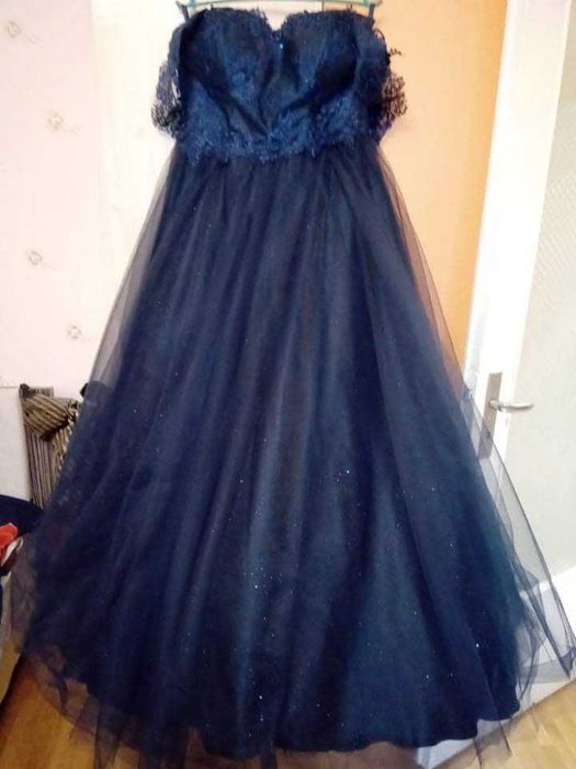 Бална Рокля тип принцеса