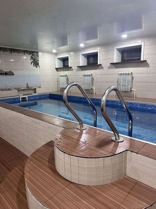 Сауна с бассейном