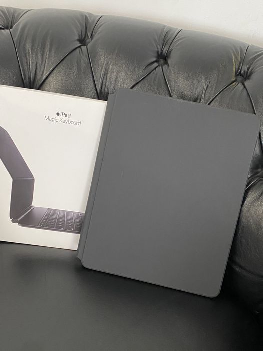 iPad Magic Keyboard / iPad Pro / 13 Inch / Black  / Ca nou