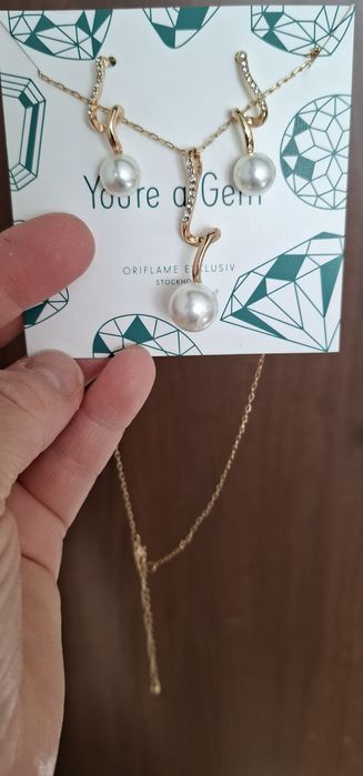 ORIFLAME Комплект колие и обеци
