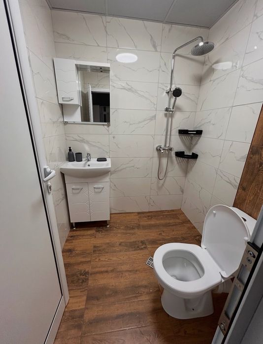 Отдавам под наем двустаен апартамент в ж.к. Връбница 2.