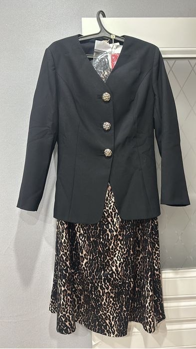 Продам костюм двойку