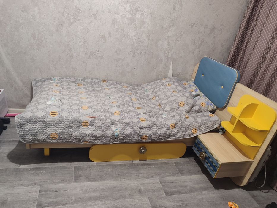 Продам детский гарниртур