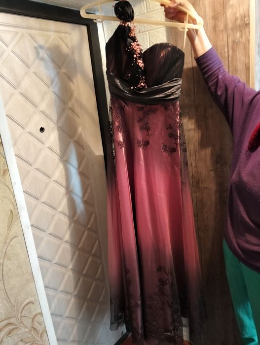 Шикарное выпускное платье