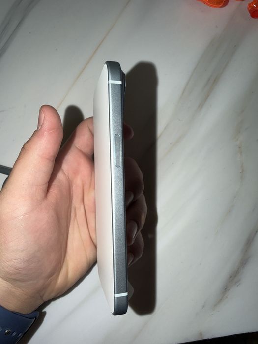 Iphone 15 128GB BLUE