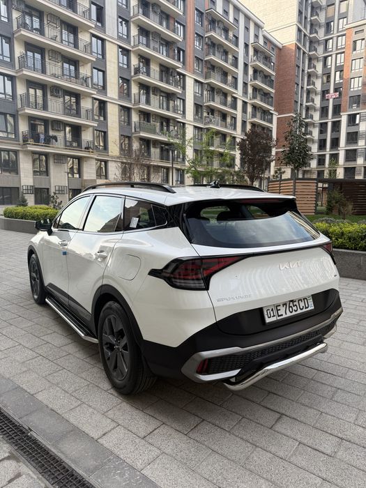 Kia Sportage  2023 bir qol 100% toza