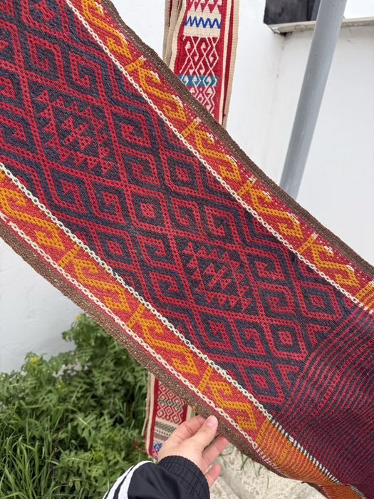 Басқұр сатылады.