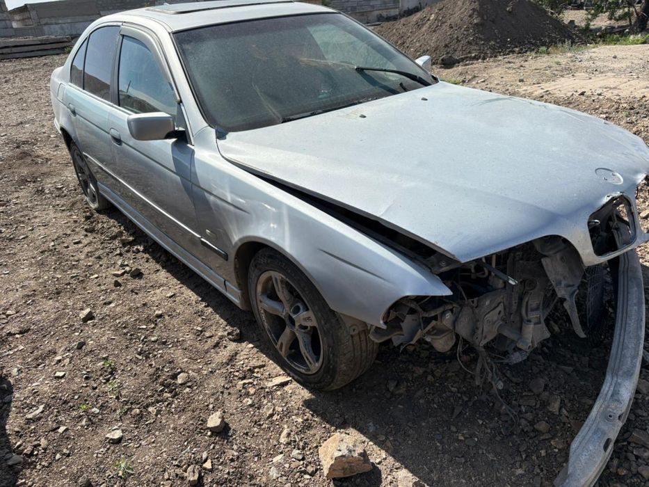 BMW БМВ Е39 по запчастям