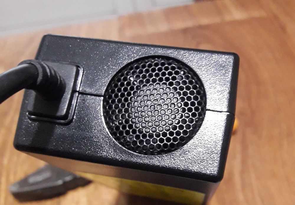 Захранващ адаптер-FSP FSP200-1ADE21- 19V-10.53A-200W