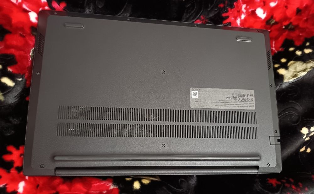 Ноутбук в идеальном состоянии