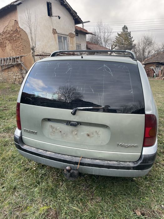 Renault Megane на части
